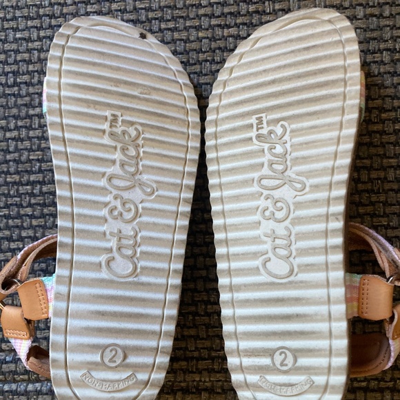 Girl's Cat & Jack Sandals - Picture 3 of 3